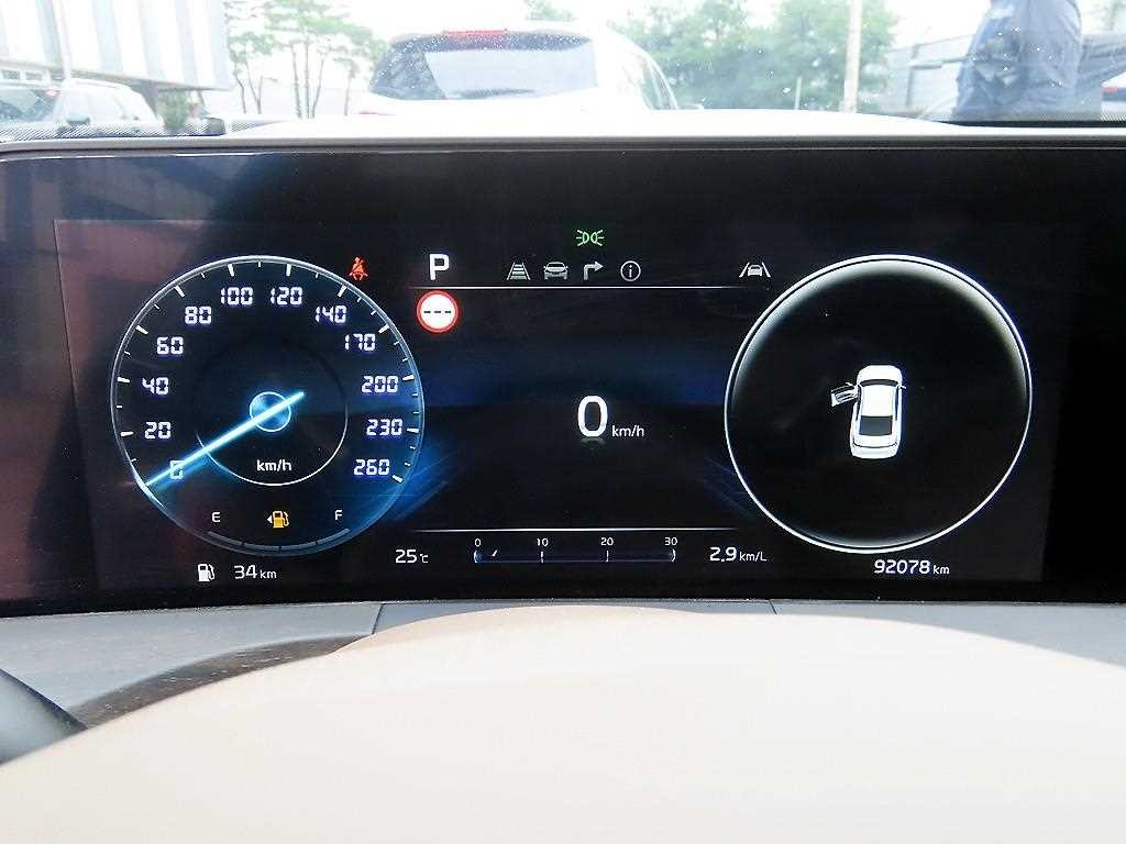 기아 K8 2.5 2WD 시그니처 이미지 9