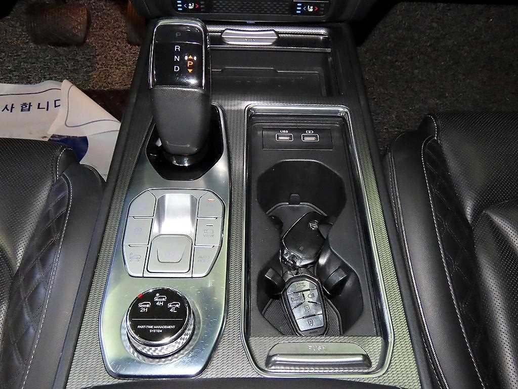 KG모빌리티(쌍용) 렉스턴 올 뉴 렉스턴 (Y450) 디젤 2.2 4WD 더 블랙 이미지 12