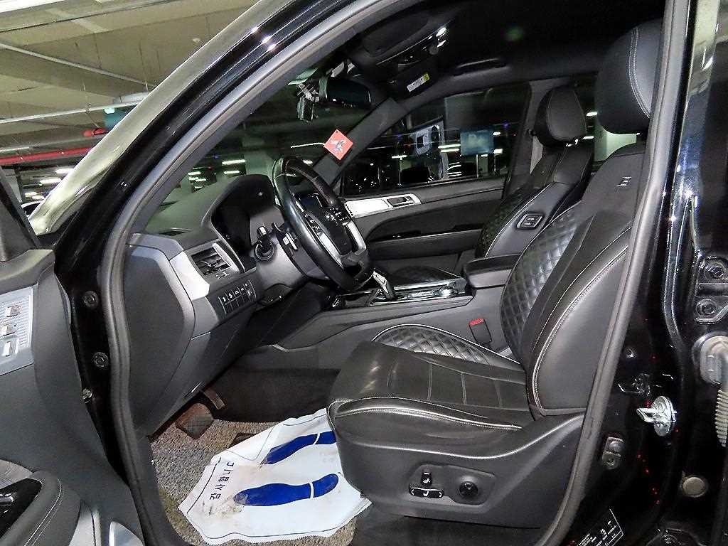 KG모빌리티(쌍용) 렉스턴 올 뉴 렉스턴 (Y450) 디젤 2.2 4WD 더 블랙 이미지 6