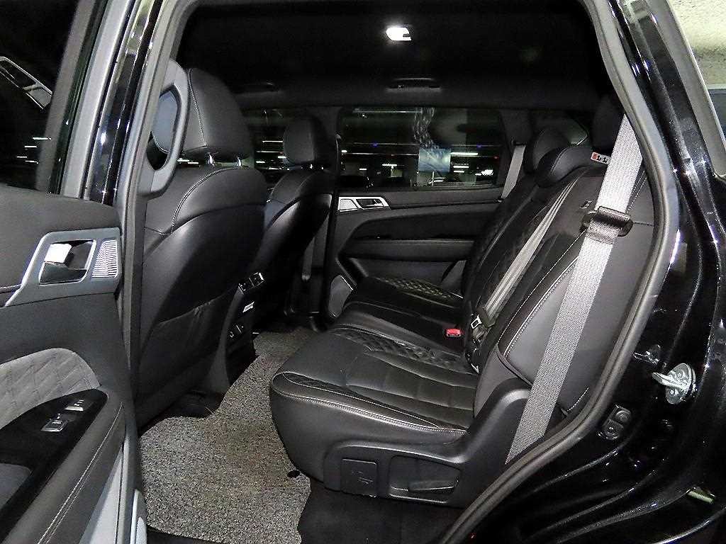 KG모빌리티(쌍용) 렉스턴 올 뉴 렉스턴 (Y450) 디젤 2.2 4WD 더 블랙 이미지 7