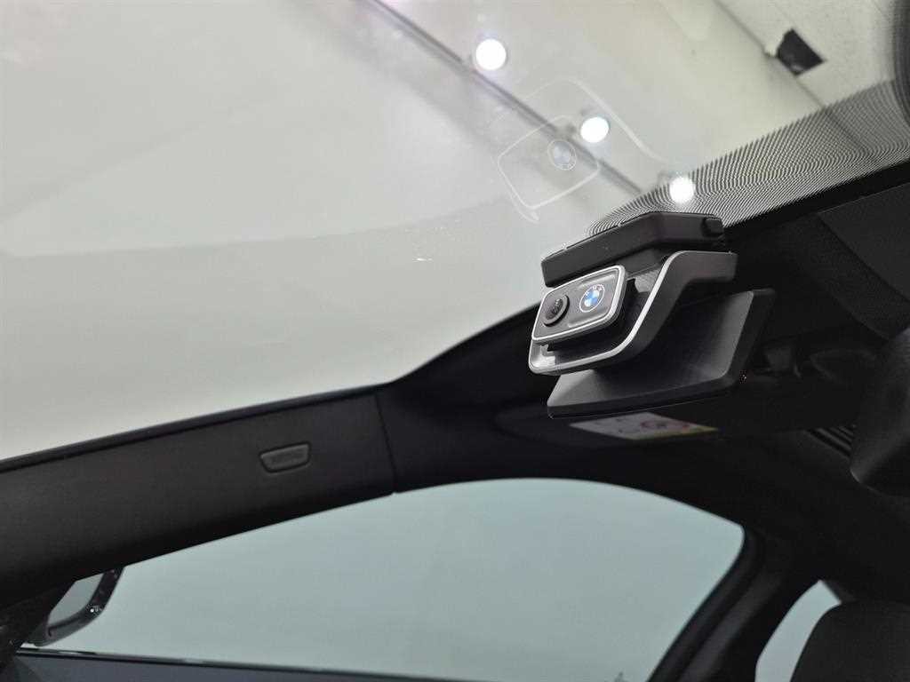 BMW 2시리즈 2시리즈 (G42) M240i xDrive 쿠페 이미지 15