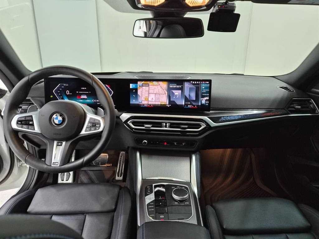 BMW 2시리즈 2시리즈 (G42) M240i xDrive 쿠페 이미지 6