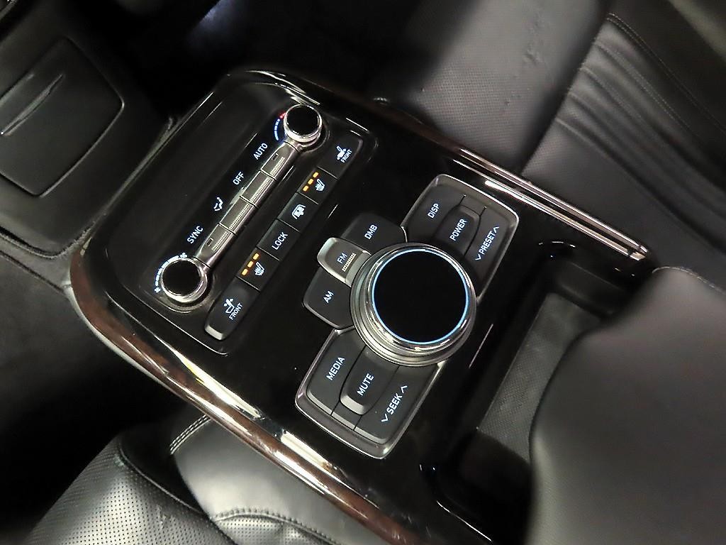 제네시스 EQ900 3.8 GDI AWD 프리미엄 럭셔리 이미지 14