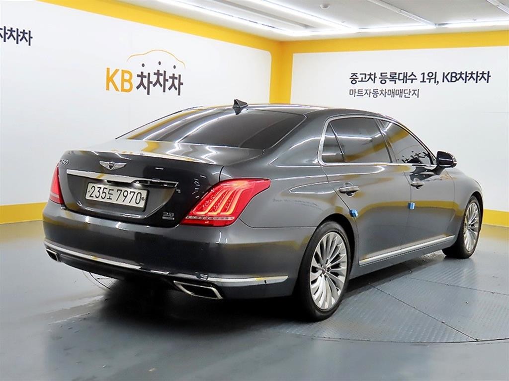 제네시스 EQ900 3.8 GDI AWD 프리미엄 럭셔리 이미지 4