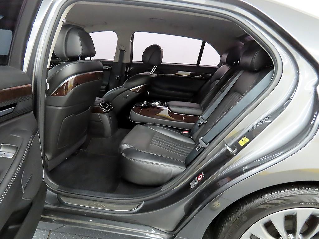 제네시스 EQ900 3.8 GDI AWD 프리미엄 럭셔리 이미지 6