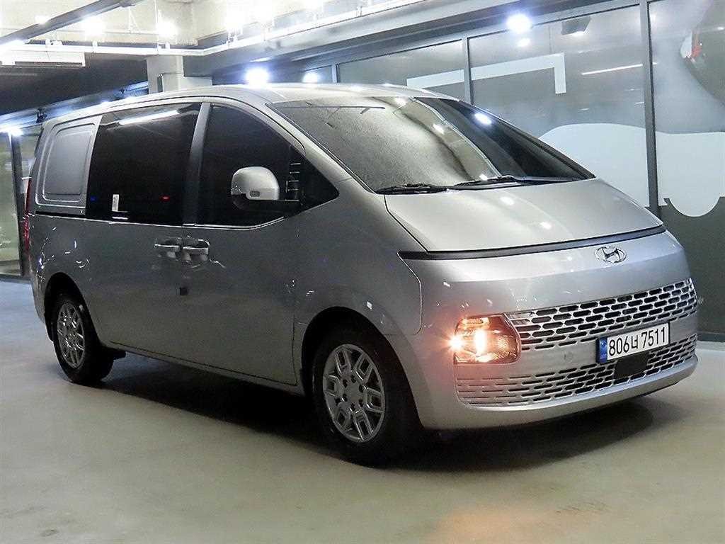 현대 스타리아 2WD 디젤 카고 모던 5인승 이미지 1