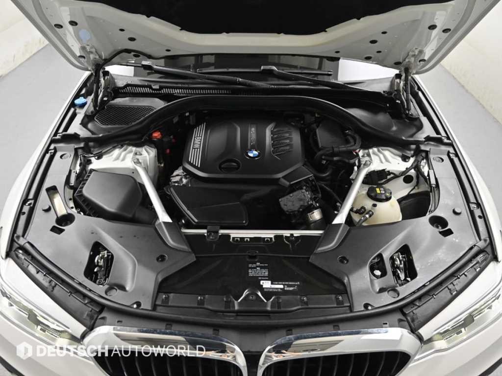 BMW 5시리즈 5시리즈 (G30) 520d M 스포츠 플러스 이미지 6