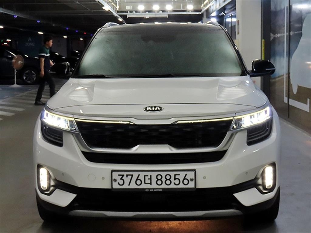 기아 셀토스 가솔린 1.6 터보 2WD 노블레스 이미지 2