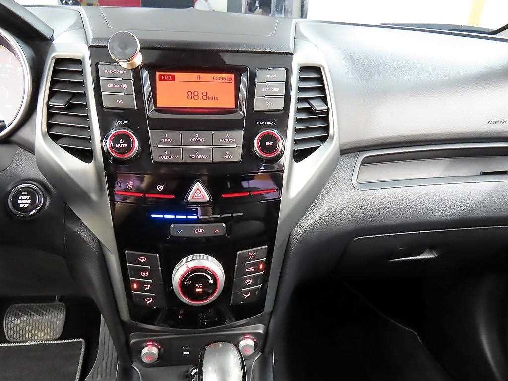KG모빌리티(쌍용) 티볼리 티볼리 아머 2WD 가솔린 VX 이미지 14