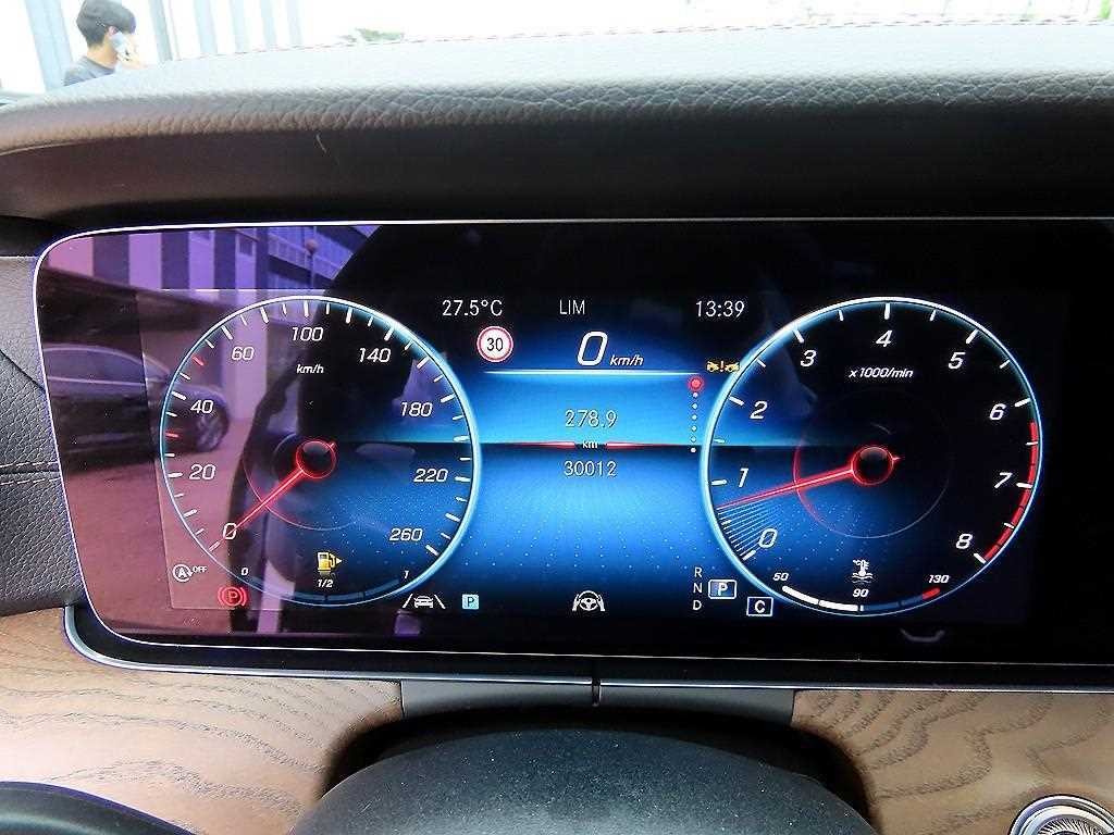 벤츠 E 클래스 E-클래스 W213 E250 익스클루시브 이미지 9