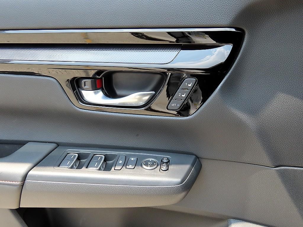 혼다 CR-V CR-V 6세대 2.0 하이브리드 투어링 2WD 이미지 11