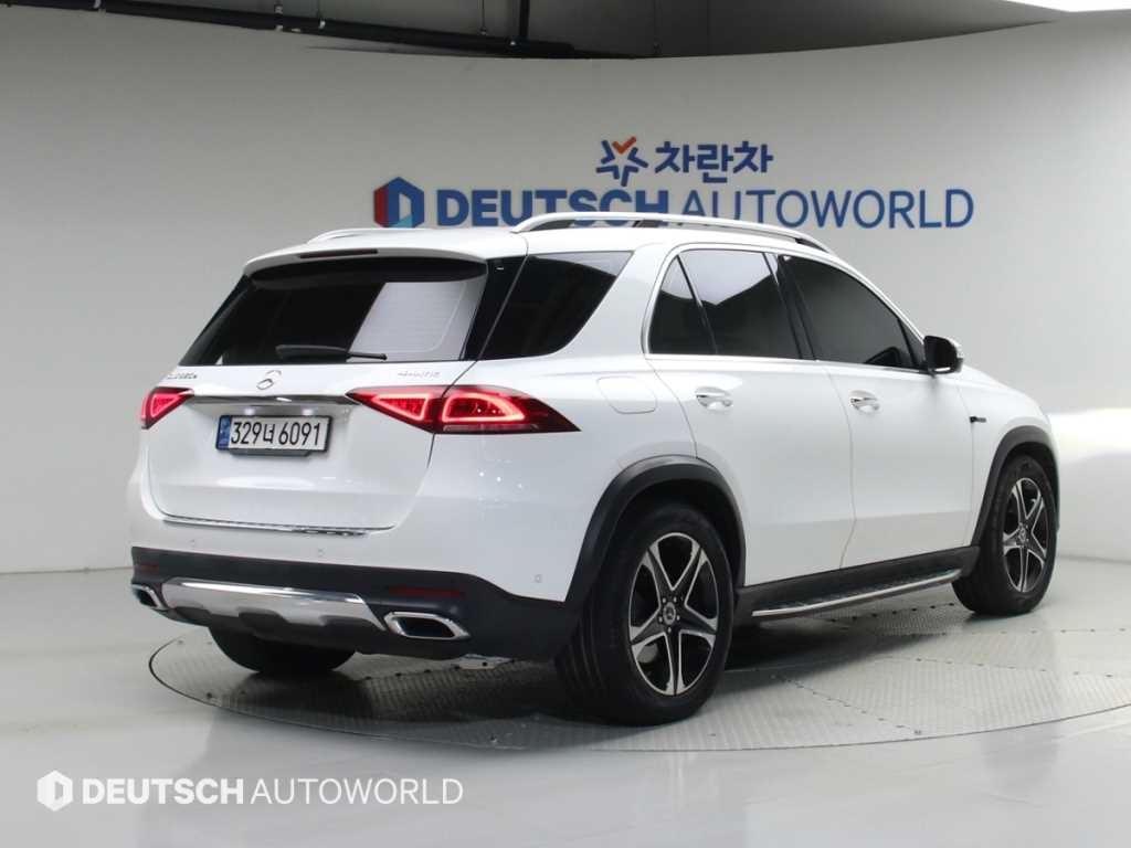 벤츠 GLE 클래스 GLE 클래스 W167 GLE 350e 4MATIC 이미지 2
