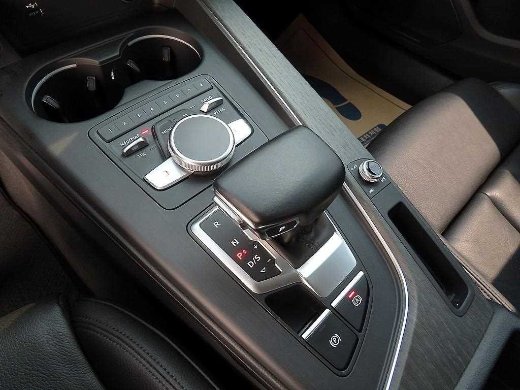 아우디 A4 A4 (B9) 35 TDI 프리미엄 이미지 10