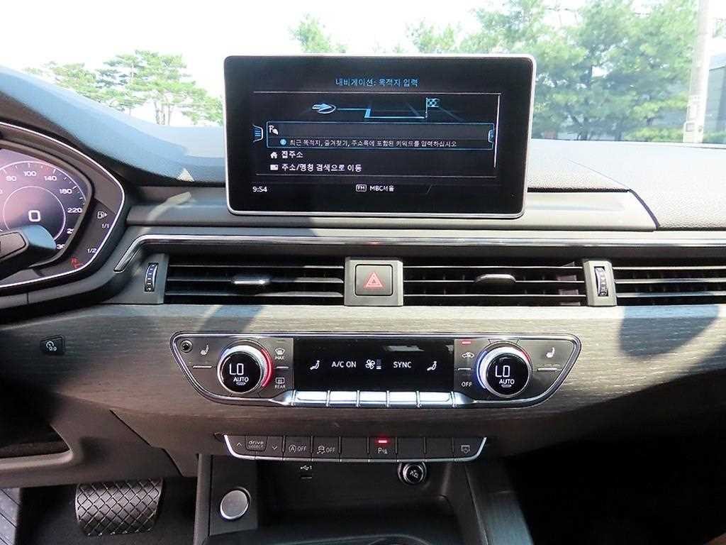 아우디 A4 A4 (B9) 35 TDI 프리미엄 이미지 12