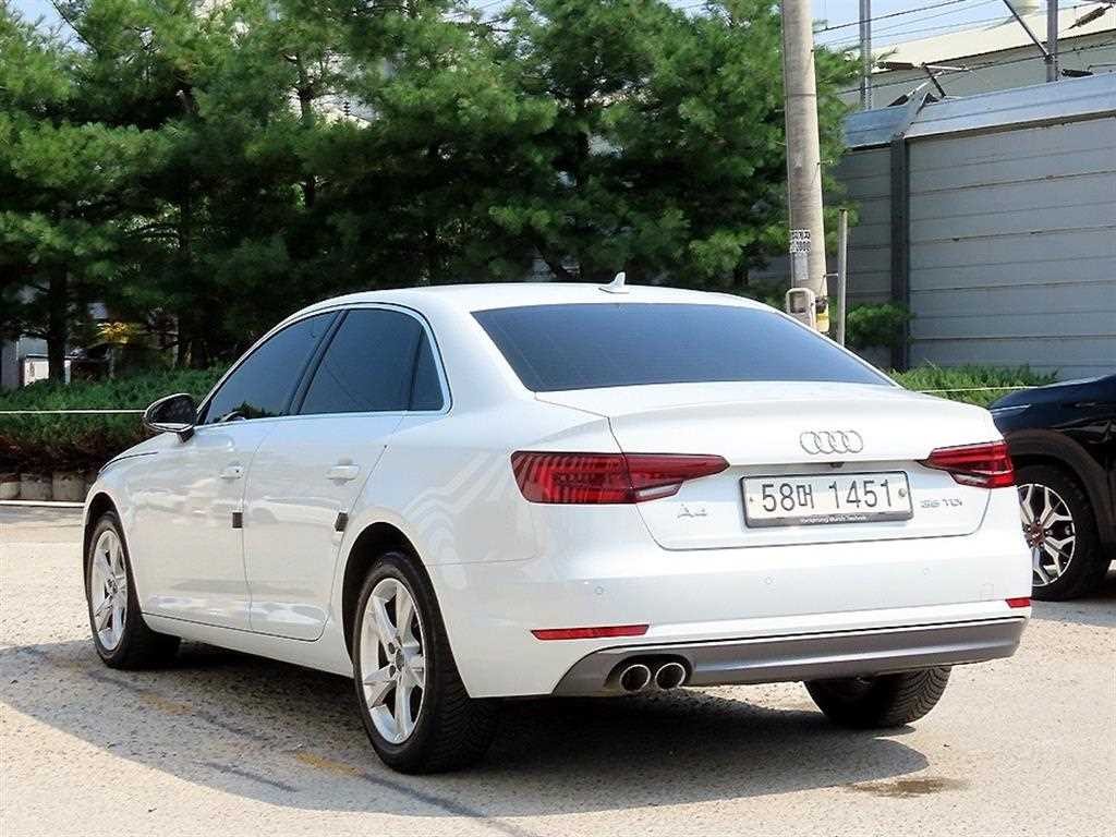 아우디 A4 A4 (B9) 35 TDI 프리미엄 이미지 3