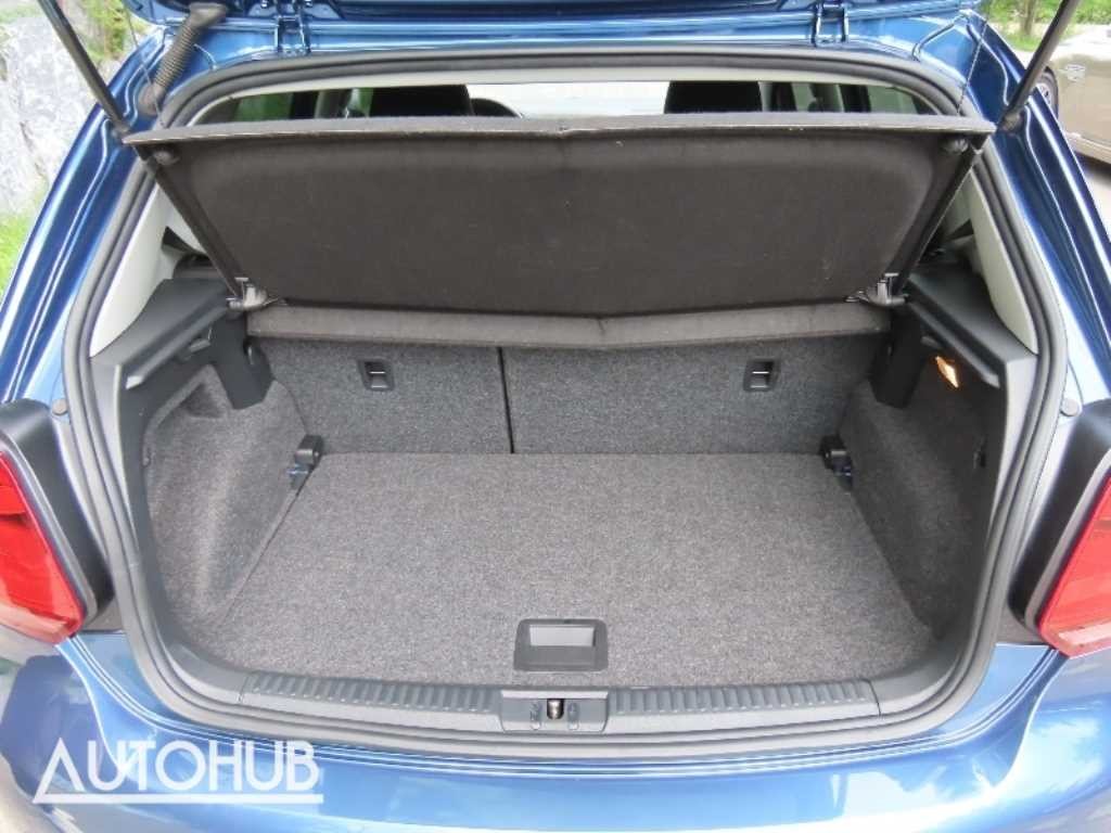 폭스바겐 폴로 1.4 TDI 블루모션 R-LINE 이미지 19