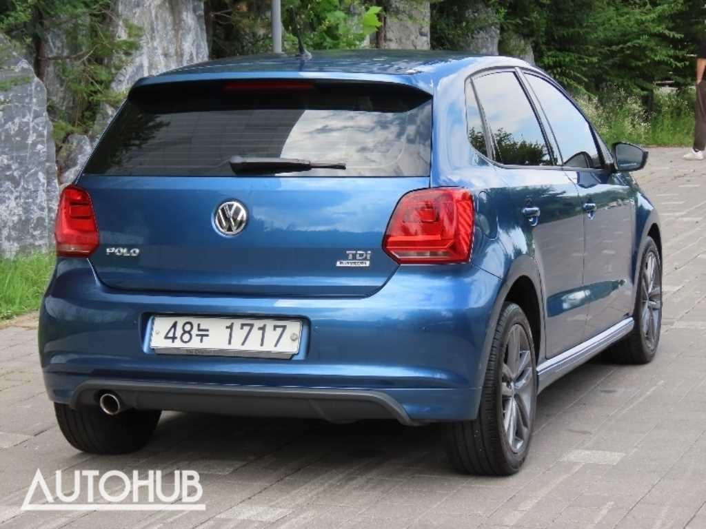 폭스바겐 폴로 1.4 TDI 블루모션 R-LINE 이미지 3