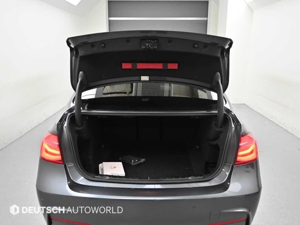 BMW 3시리즈 3시리즈 (F30) 320i M 스포츠 이미지 19