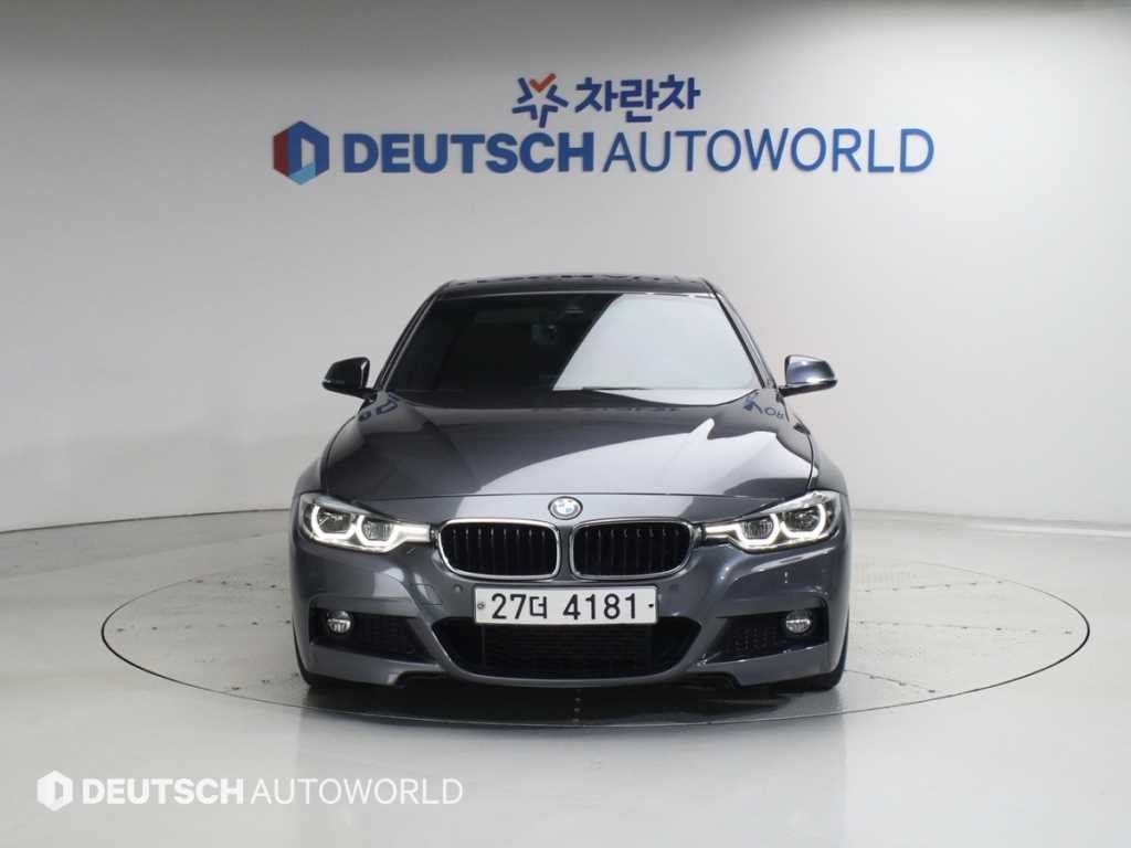 BMW 3시리즈 3시리즈 (F30) 320i M 스포츠 이미지 3