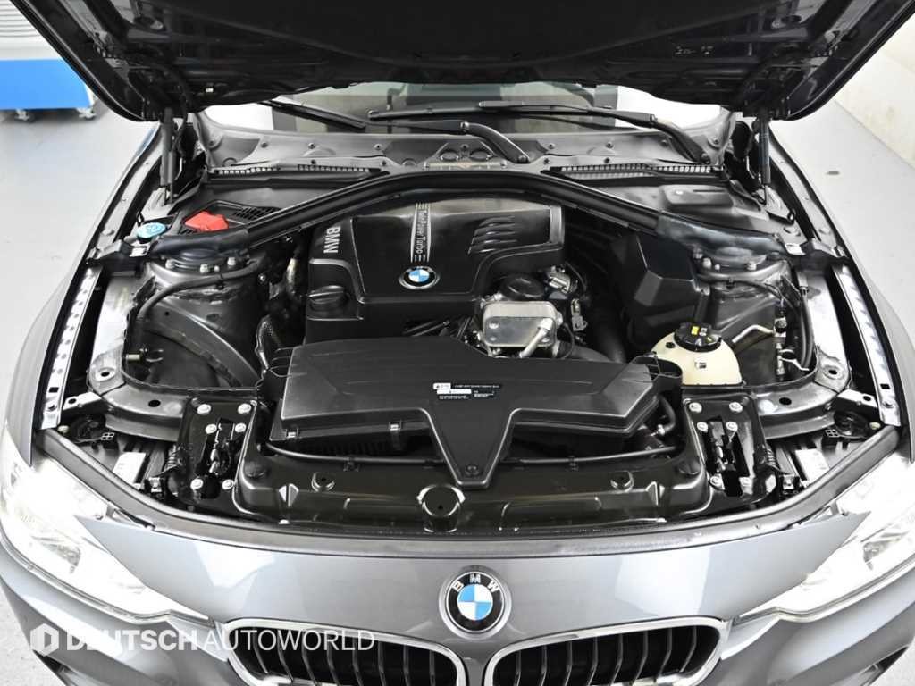BMW 3시리즈 3시리즈 (F30) 320i M 스포츠 이미지 6