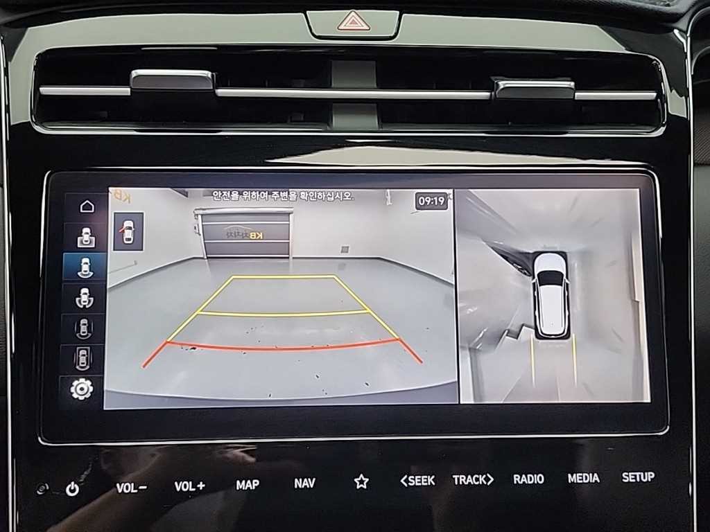 현대 투싼 투싼 (NX4) 디젤 2.0 4WD 인스퍼레이션 이미지 17