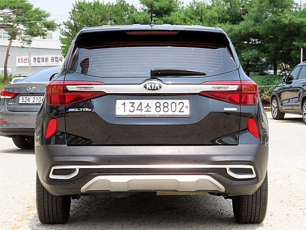 기아 셀토스 디젤 1.6 2WD 프레스티지 이미지 4