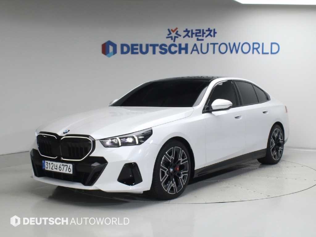 BMW 5시리즈 5시리즈 (G60) 530i xDrive M 스포츠 프로 스페셜 에디션 이미지 1