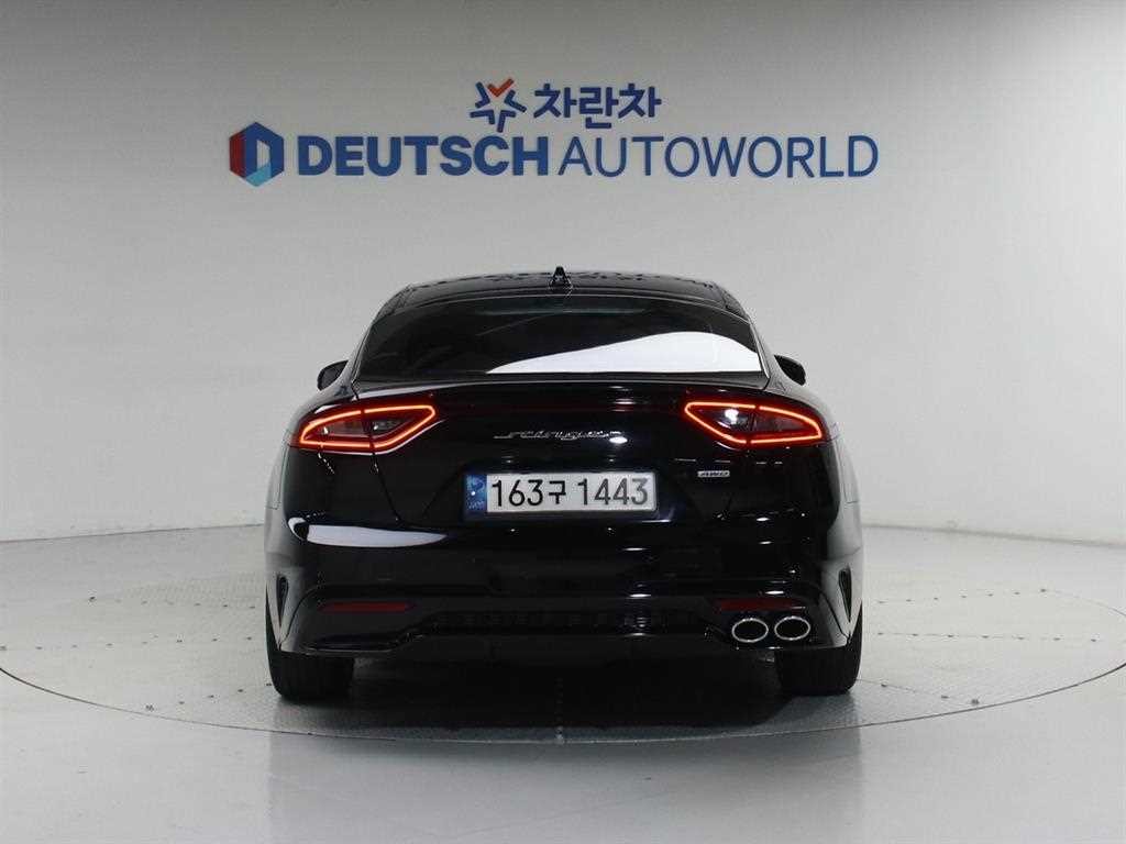 기아 스팅어 디젤 2.2 AWD 플래티넘 이미지 4