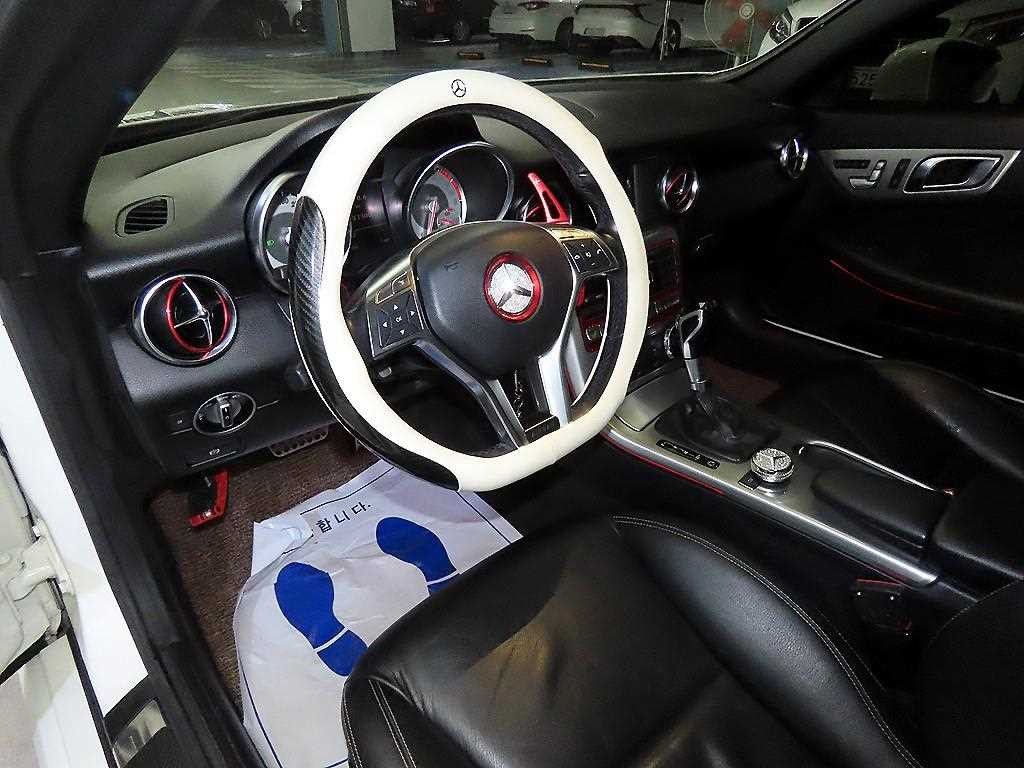 벤츠 SLK 클래스 뉴 SLK클래스 200 블루이피션시 이미지 12