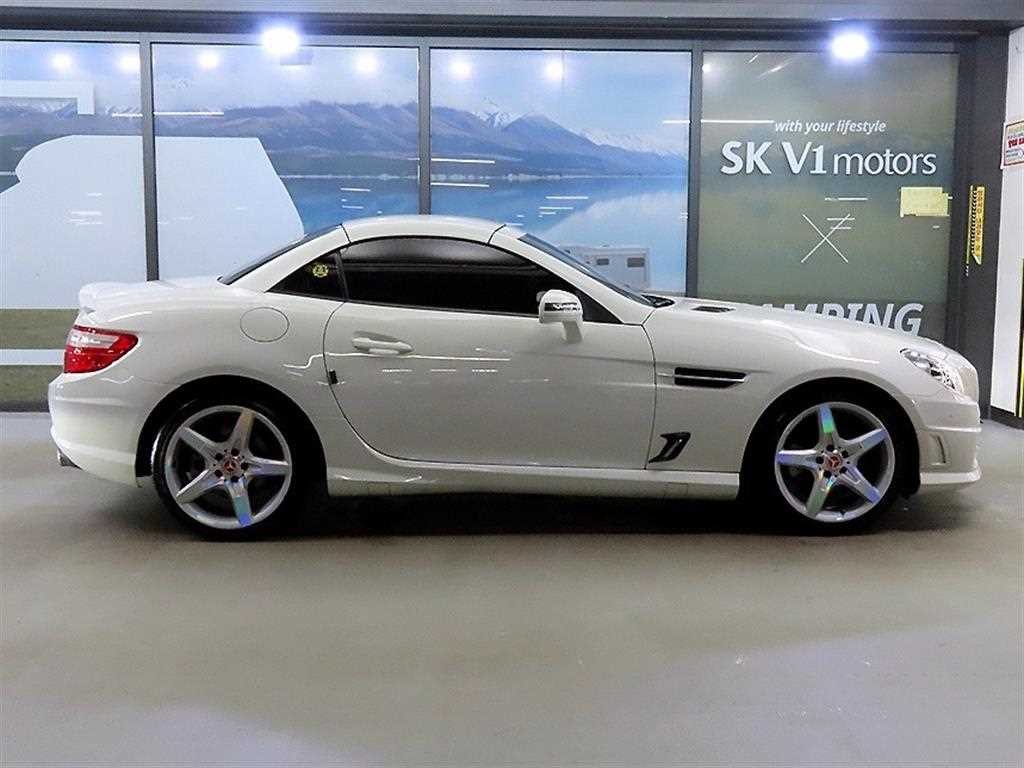벤츠 SLK 클래스 뉴 SLK클래스 200 블루이피션시 이미지 3