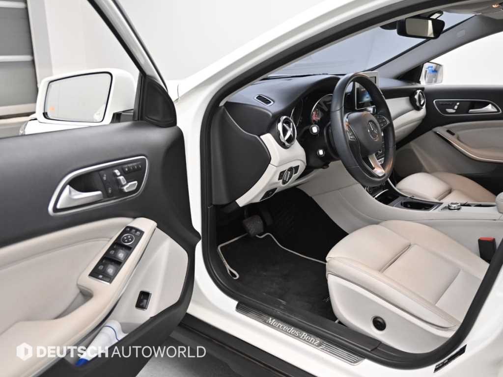 벤츠 GLA 클래스 GLA클래스 X156 GLA220 프리미엄 이미지 11