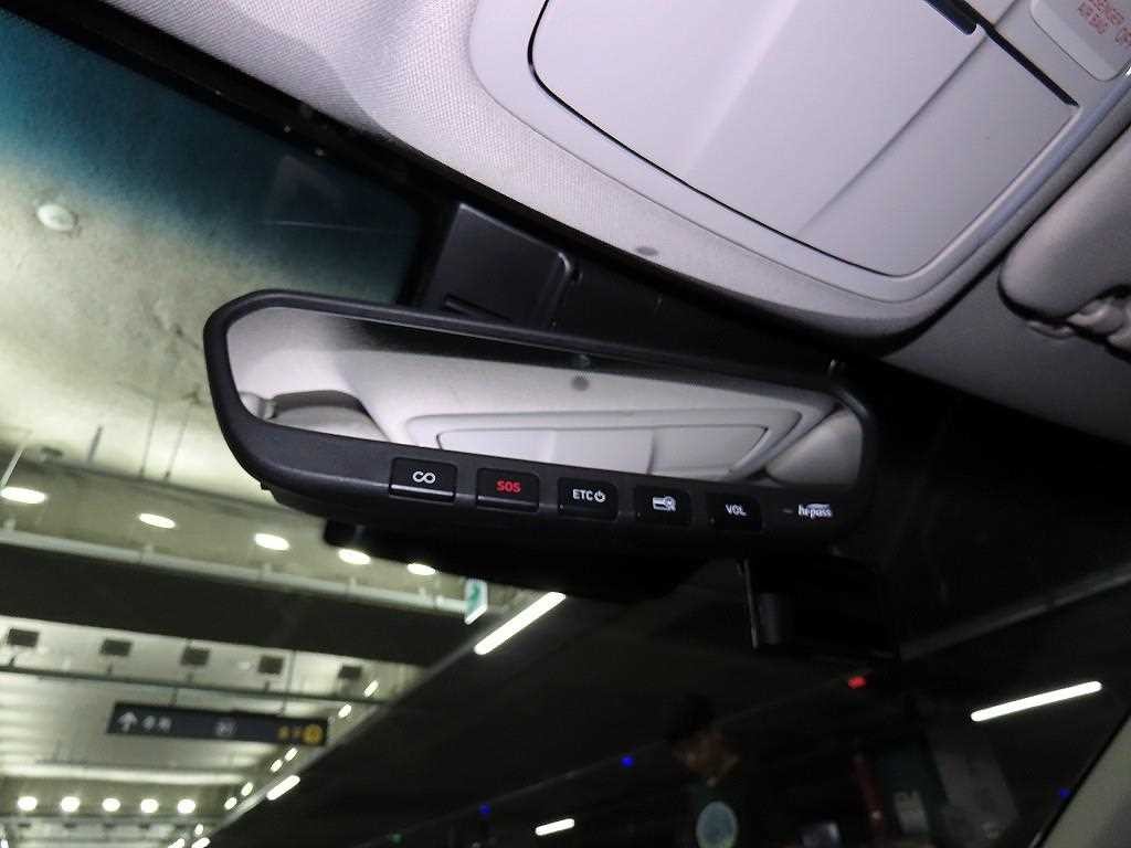 제네시스 G70 2.0T AWD 어드밴스드 이미지 17