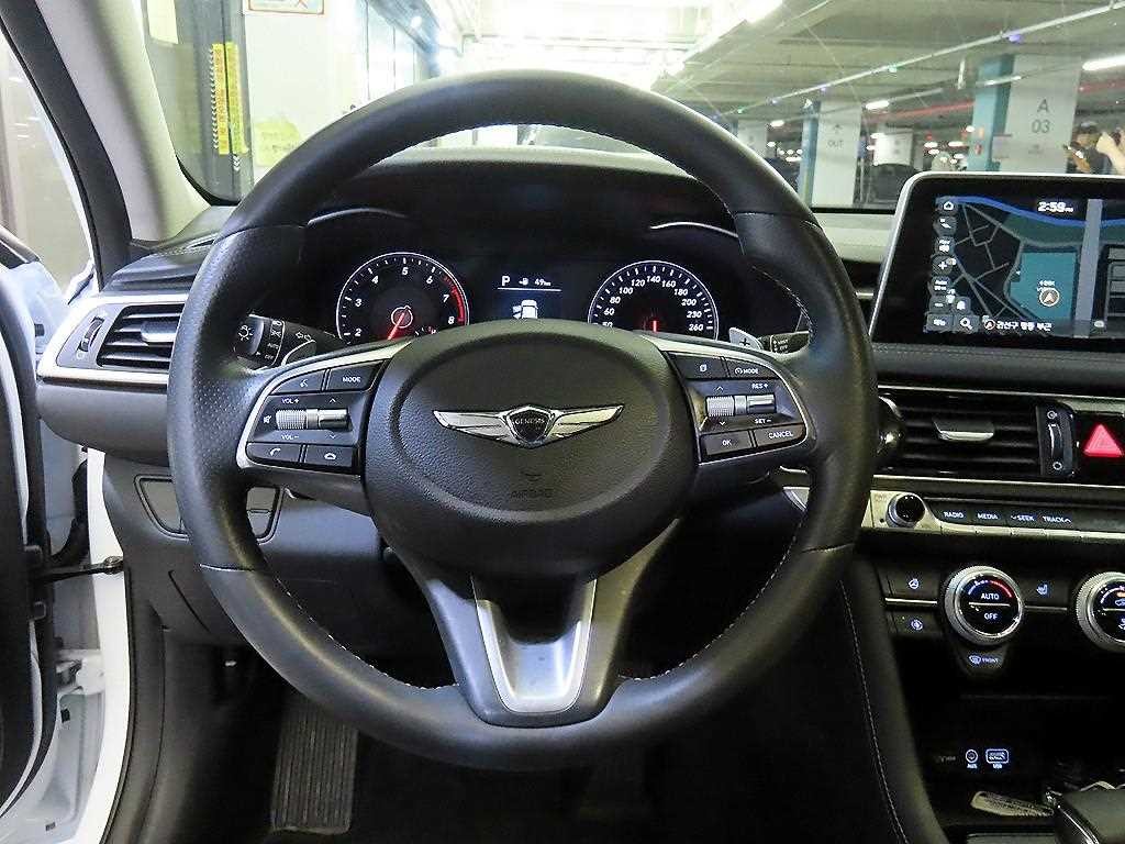 제네시스 G70 2.0T AWD 어드밴스드 이미지 8