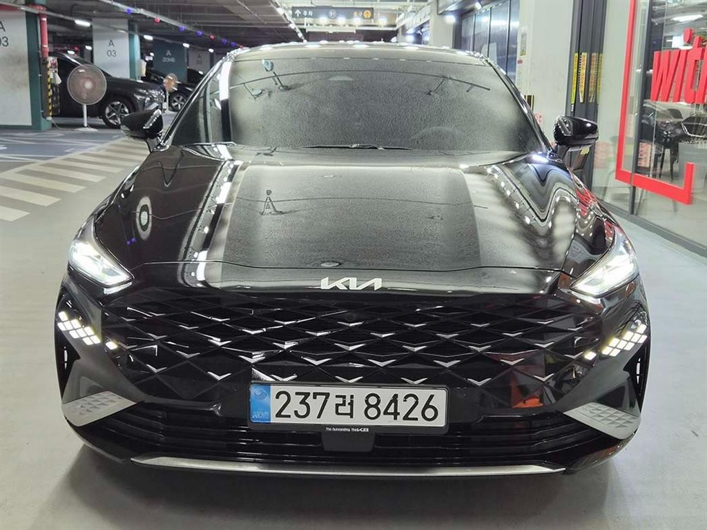 기아 K8 2.5 2WD 시그니처 이미지 2