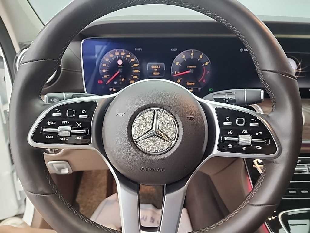 벤츠 E 클래스 E-클래스 W213 E300 4MATIC 익스클루시브 이미지 9