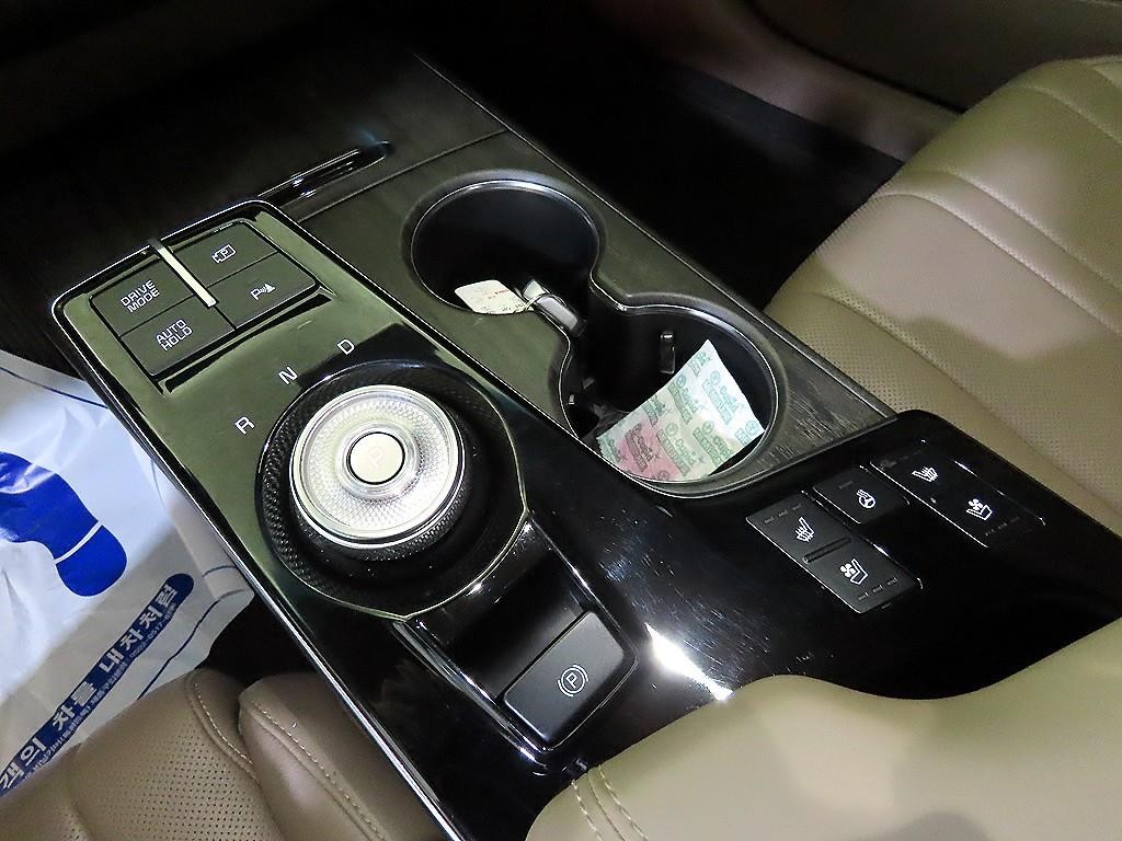 기아 K8 2.5 2WD 노블레스 이미지 12