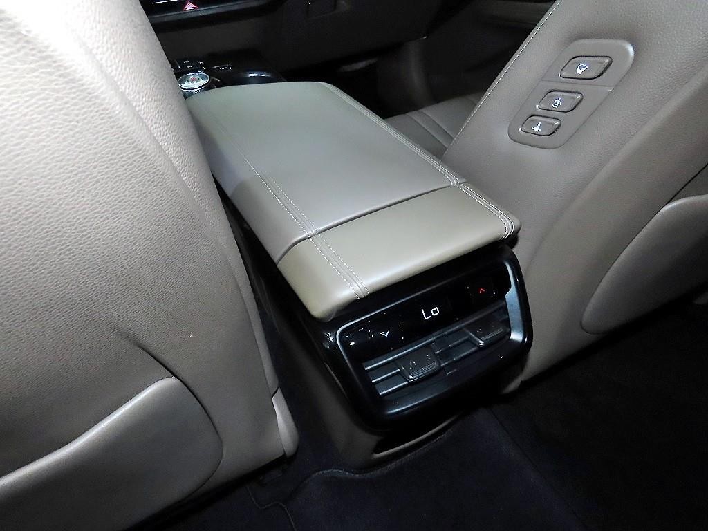 기아 K8 2.5 2WD 노블레스 이미지 17