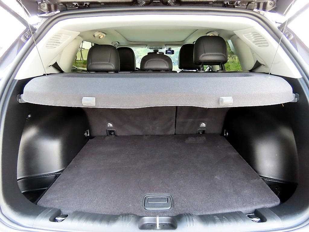 지프 컴패스 컴패스 2세대 2.4 AWD 론지튜드 이미지 17