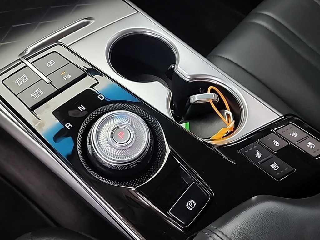 기아 K8 2.5 2WD 노블레스 이미지 8