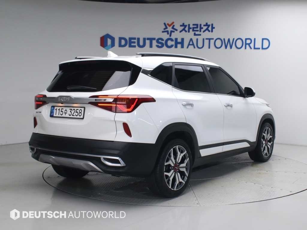 기아 셀토스 가솔린 1.6 터보 2WD 시그니처 이미지 3