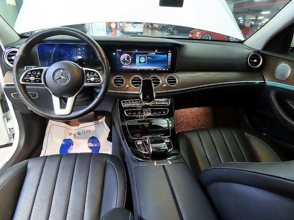 벤츠 E 클래스 E-클래스 W213 E300 익스클루시브 이미지 10
