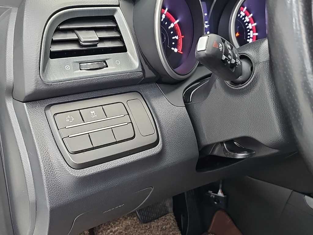 KG모빌리티(쌍용) 티볼리 티볼리 아머 2WD 가솔린 VX 이미지 16