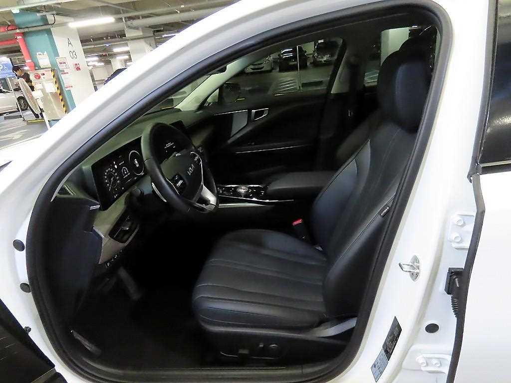 기아 K8 2.5 2WD 노블레스 이미지 6