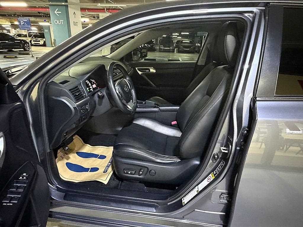 렉서스 CT 200H 컴팩트 이미지 7