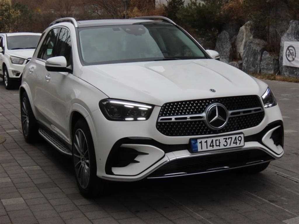 벤츠 GLE 클래스 GLE 클래스 W167 GLE 450 4MATIC 이미지 2