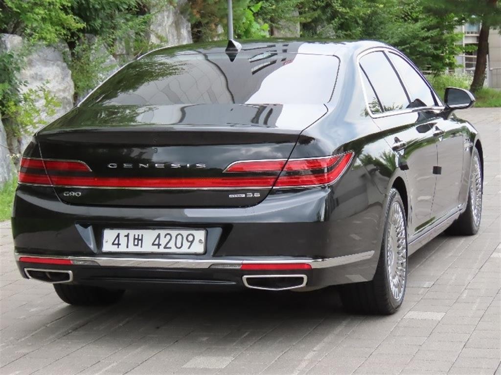 제네시스 G90 3.8 GDI AWD 프리미엄 럭셔리 이미지 3