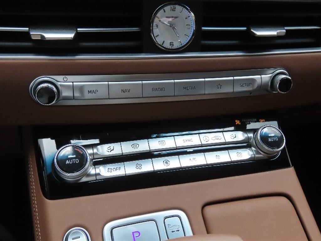 제네시스 G90 3.8 GDI AWD 프리미엄 럭셔리 이미지 8