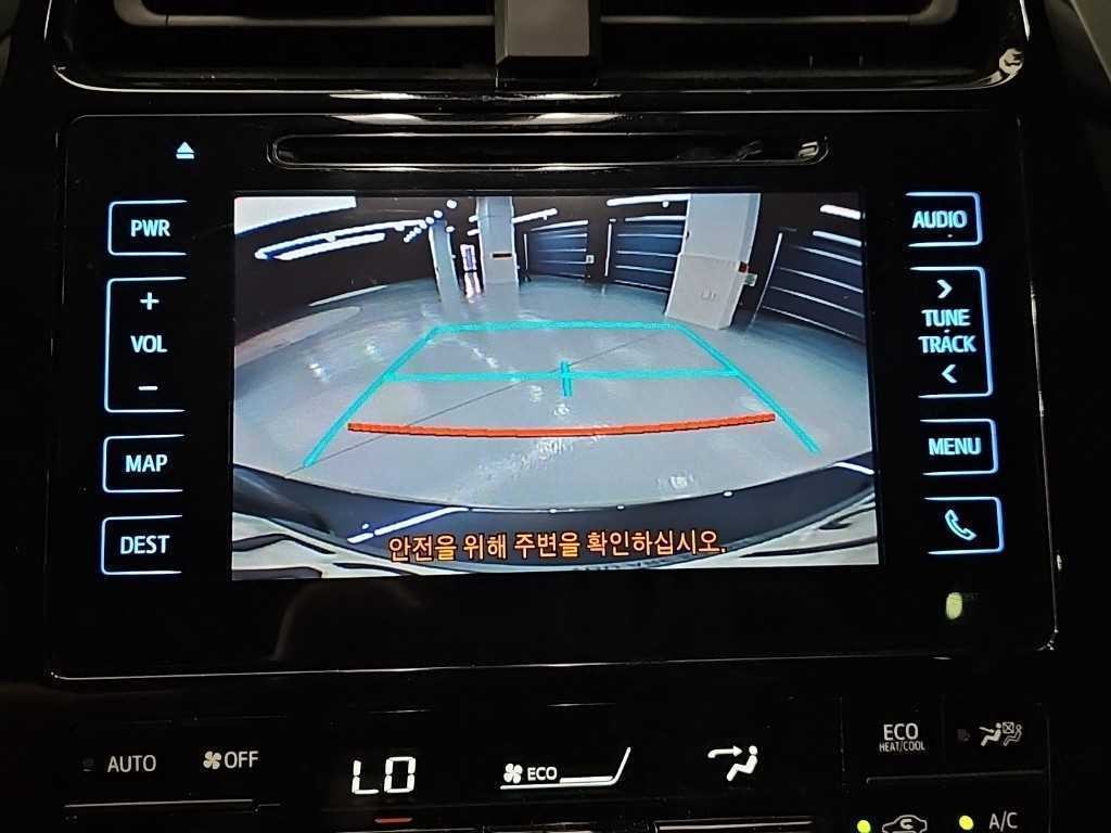 토요타 프리우스 프리우스 4세대 1.8 E 이미지 15