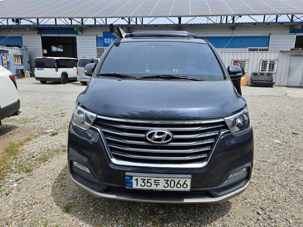 현대 스타렉스 더 뉴 그랜드 스타렉스 4WD 캠핑카 이미지 1