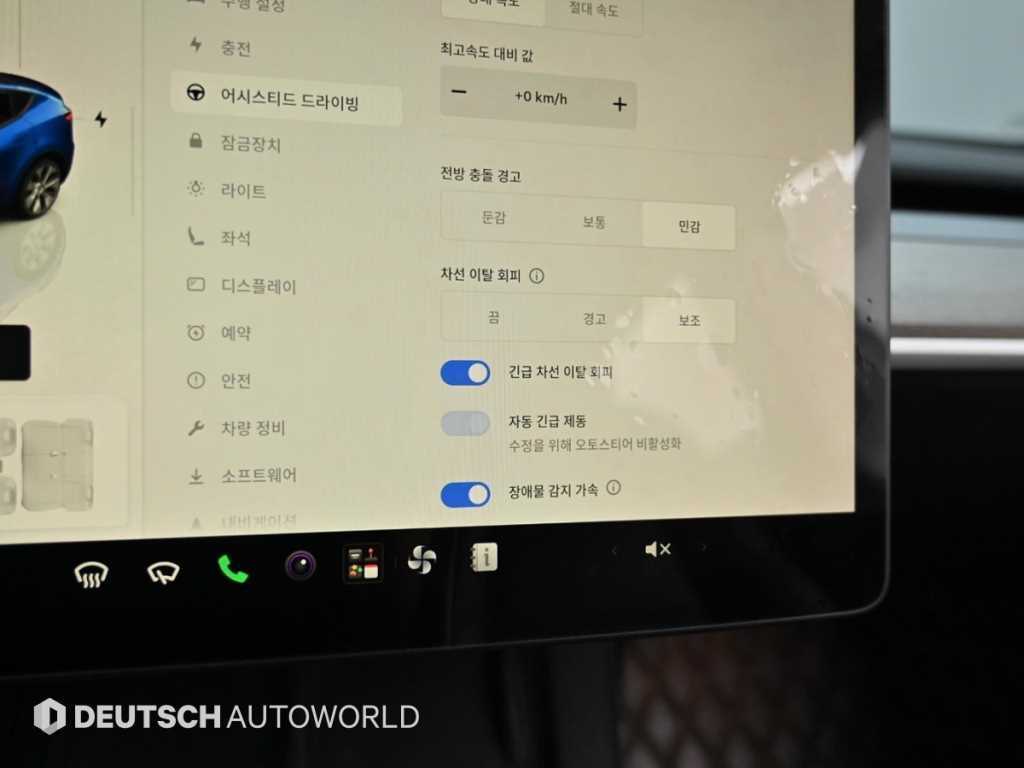 테슬라 모델 Y RWD 이미지 17